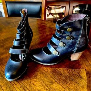 Sexy Strappy Leather Boots